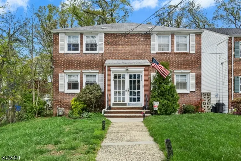 128 Gallows Hill Rd, Cranford, NJ 07016 - #1