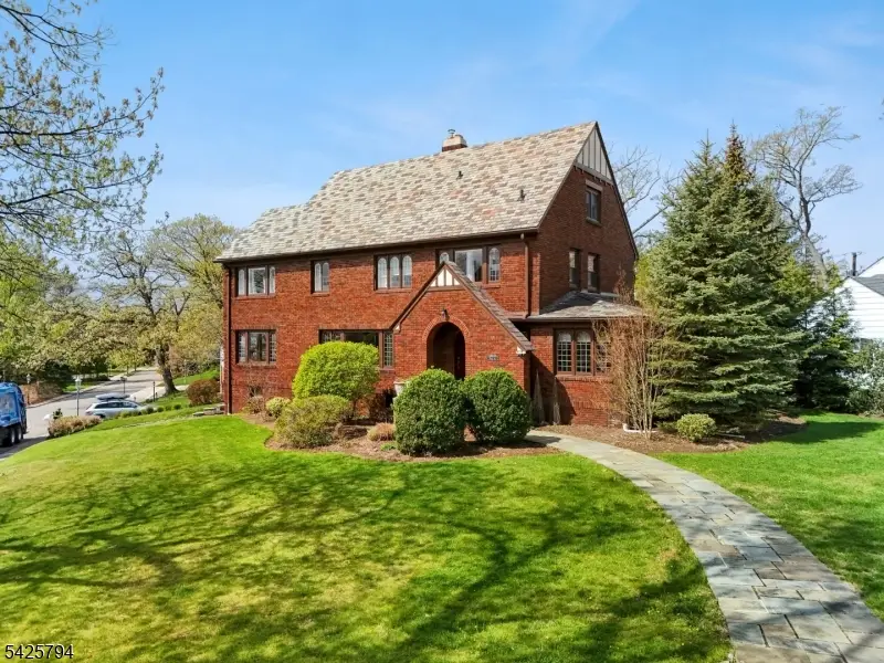 2 Overhill Rd, South Orange, NJ 07079 - #1