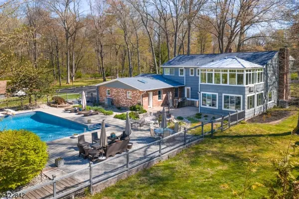 36 Coppergate Dr, Bernards Twp., NJ 07920