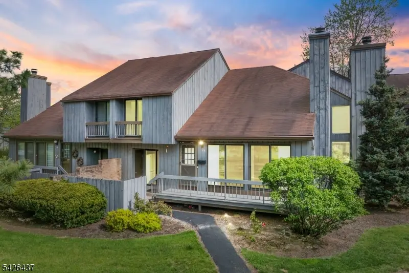 257 Gemini Dr #1B, Hillsborough, NJ 08844 - #1