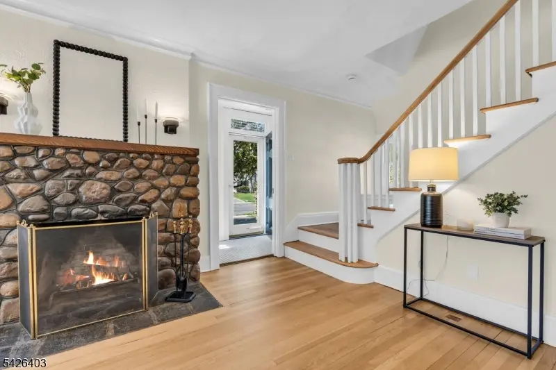 712 Forest Ave, Westfield, NJ 07090 - #2
