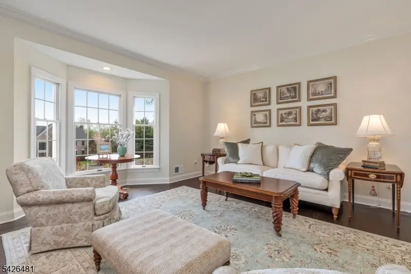 5 Cotswold Ln, Warren, NJ 07059 - #3