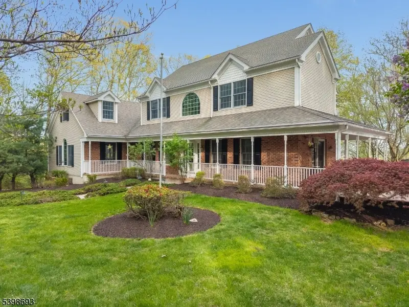 15 White Oak Dr, Union, NJ 08802 - #2