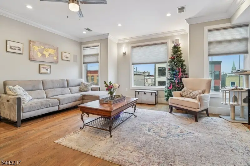 104 Poplar St #2, Jersey City, NJ 07307 - #1