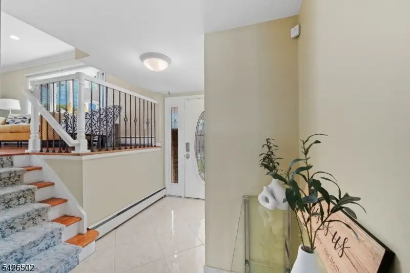 425 Victor St, Saddle Brook, NJ 07663 - #3