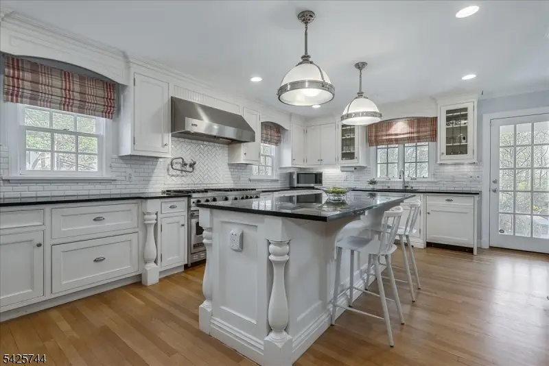 40 Spring Brook Rd, Morris, NJ 07960 - #2