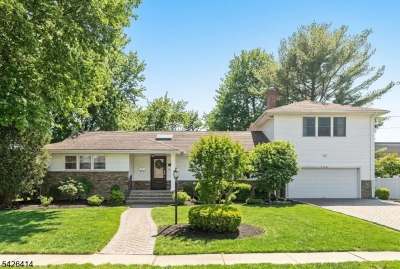 755 Neill Ct, Oradell, NJ 07649 - #1
