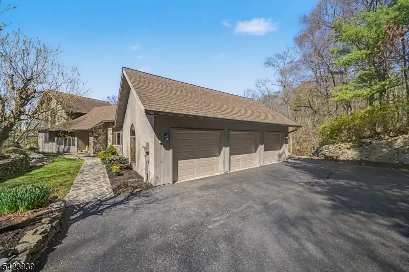 76 Mountain Spring Dr, Sparta, NJ 07871 - #2
