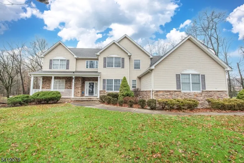 1240 S Beverwyck Rd, Troy Hills, NJ 07054 - #1