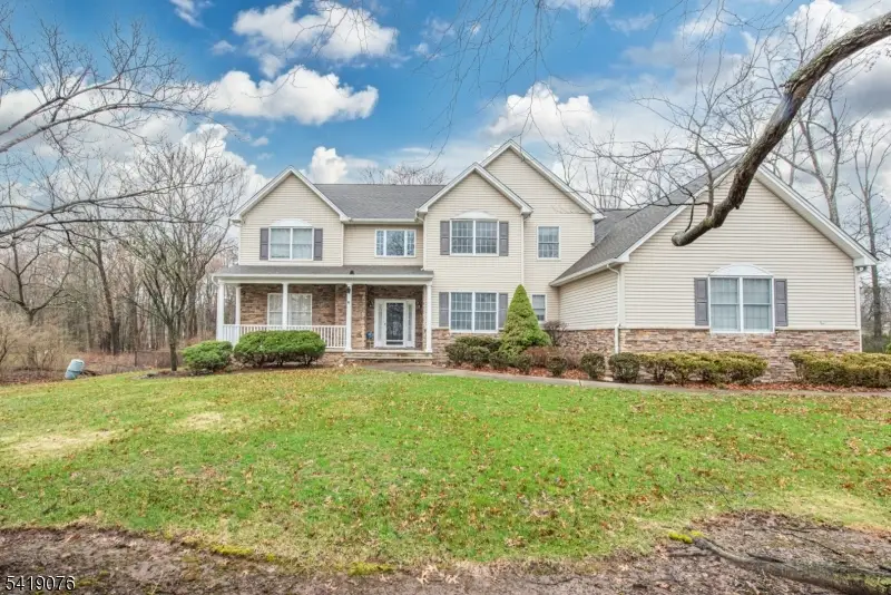 1240 S Beverwyck Rd, Troy Hills, NJ 07054 - #2