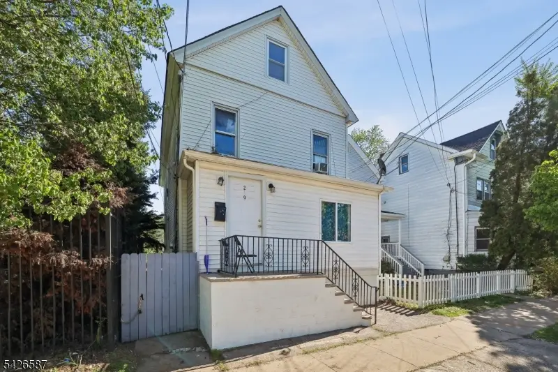 219 Seaman St, New Brunswick, NJ 08901 - #3