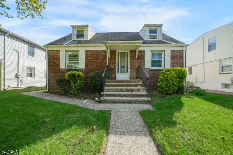 701 Centre St, Nutley, NJ 07110 - #2