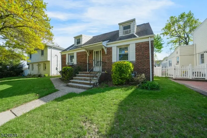 701 Centre St, Nutley, NJ 07110 - #3