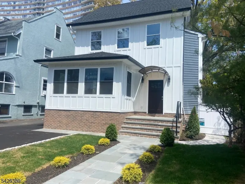 6 Melrose Ave, East Orange, NJ 07018 - #1