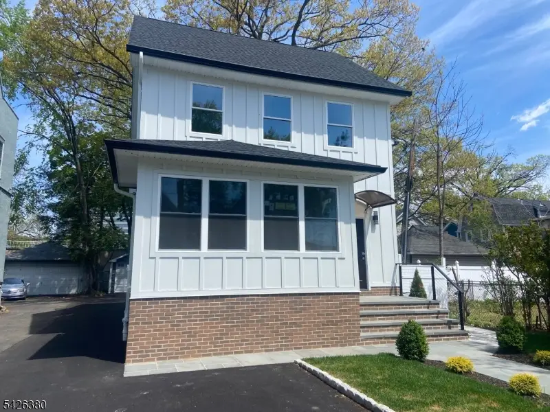 6 Melrose Ave, East Orange, NJ 07018 - #2