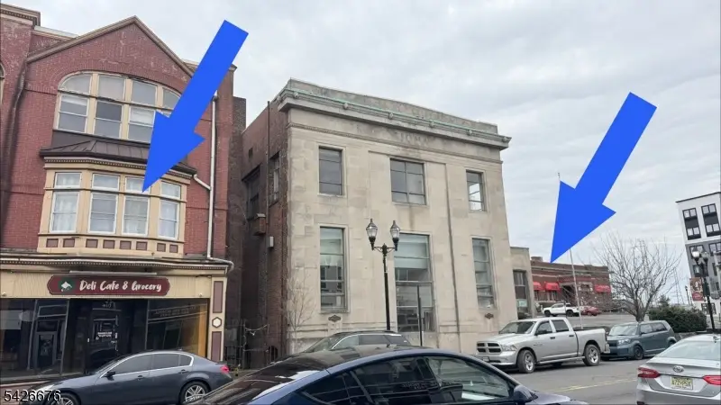 410 E Main St, Bound Brook, NJ 08805 - #2