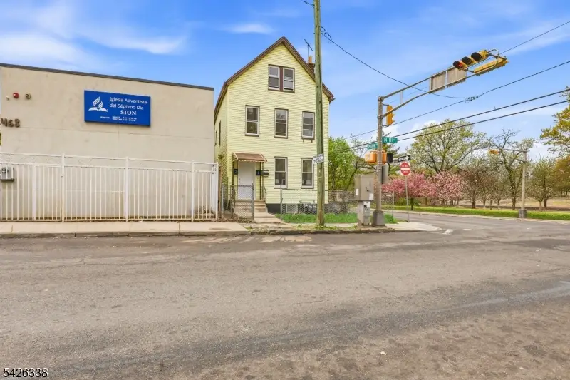 470 14th Ave, Newark, NJ 07106 - #3
