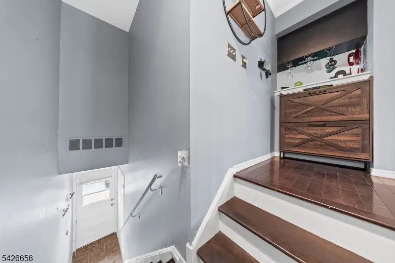 44 Judson St, Edison, NJ 08837 - #2