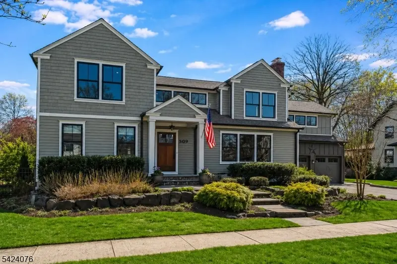 509 Bradford Ave., Westfield, NJ 07090 - #2
