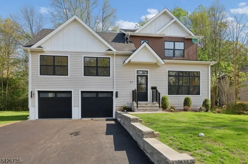32 W Mcclellan Ave, Livingston, NJ 07039 - #2