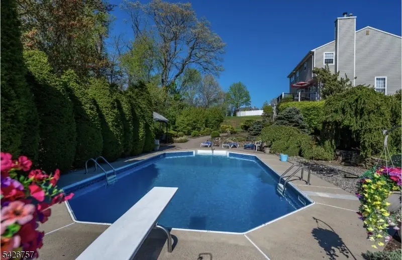 11 Hearthstone Dr, Vernon, NJ 07461 - #2