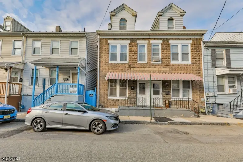 135 Mercer St, Phillipsburg, NJ 08865 - #1