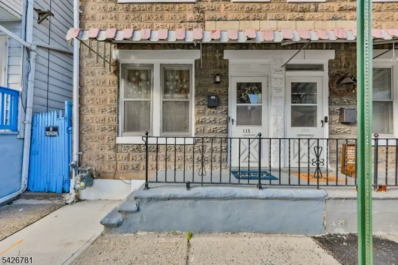 135 Mercer St, Phillipsburg, NJ 08865 - #2