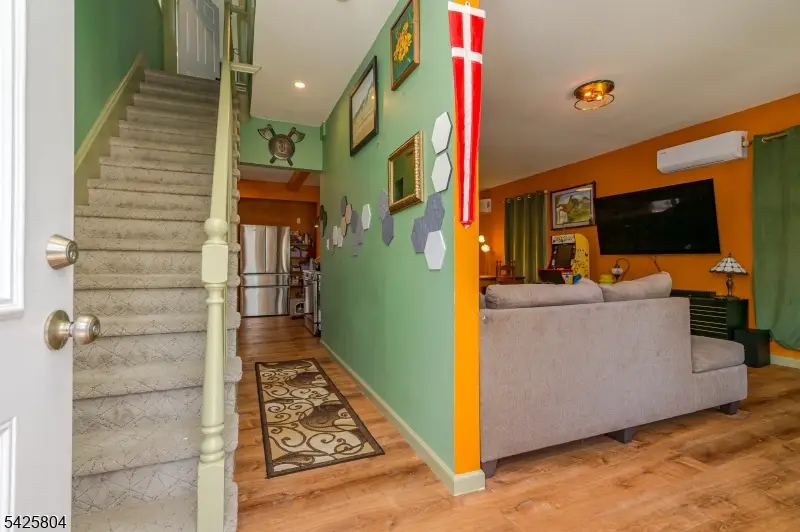 22 Hamilton St, Somerville, NJ 08876 - #2