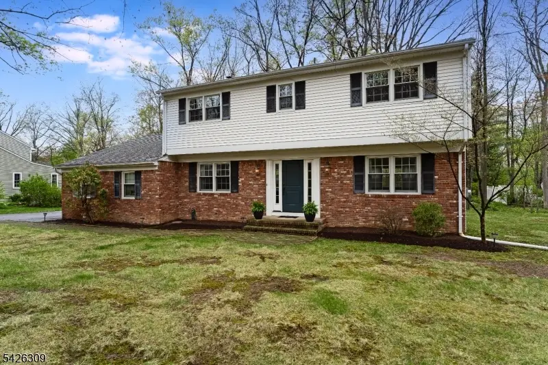 5 Hickory Dr, Morris Plains, NJ 07950 - #2