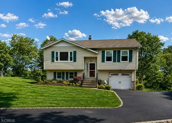 38 Ivy Pl, Vernon Twp., NJ 07418