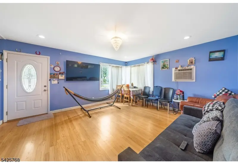 278-280 North Dr, North Plainfield, NJ 07060 - #2
