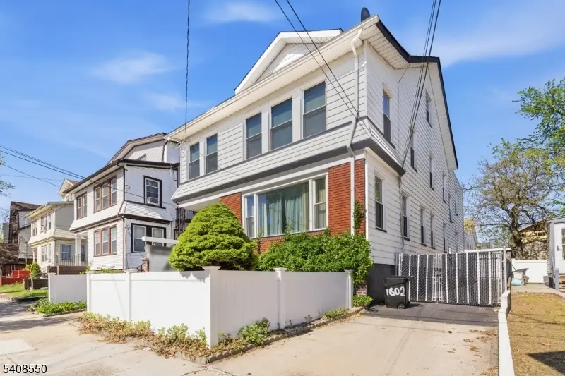 1602 Bayview Ave, Hillside, NJ 07205 - #3