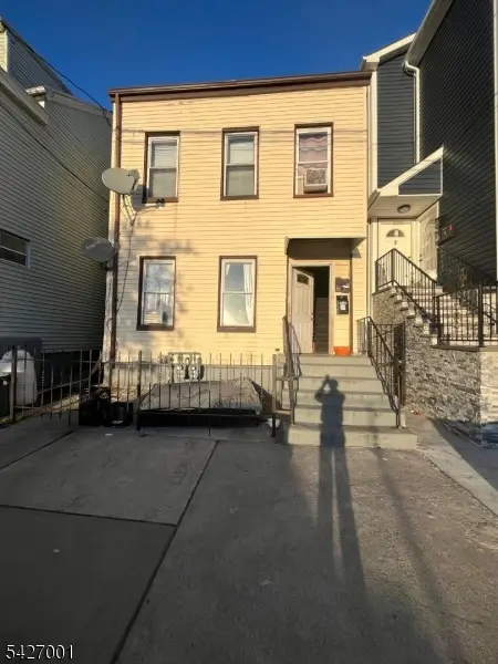 155 Beech St, Paterson, NJ 07501 - #1