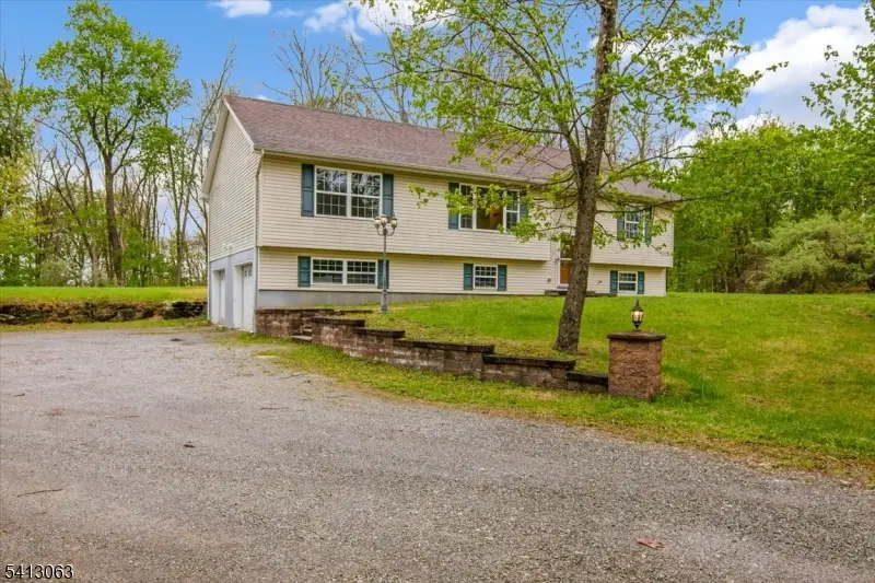 2 Oak St, Newton, NJ 07860 - #2