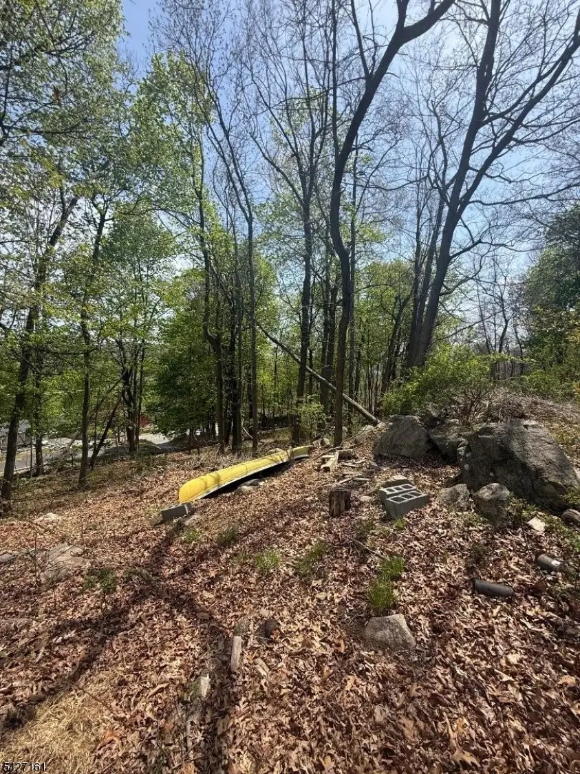 15 Winding Hill Rd, Hopatcong, NJ 07843 - #2
