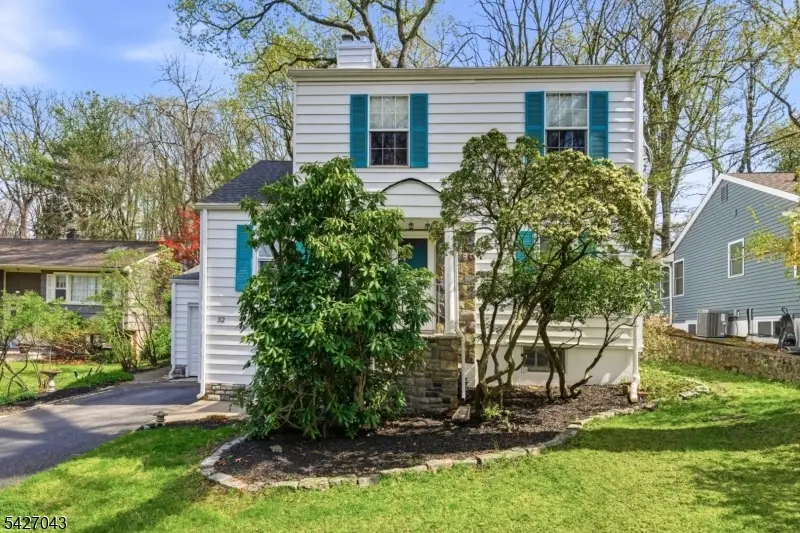 32 Hibernia Rd, White Meadow Lake, NJ 07866 - #1