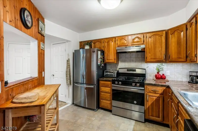 48 Quartz Ln, Paterson, NJ 07501 - #1