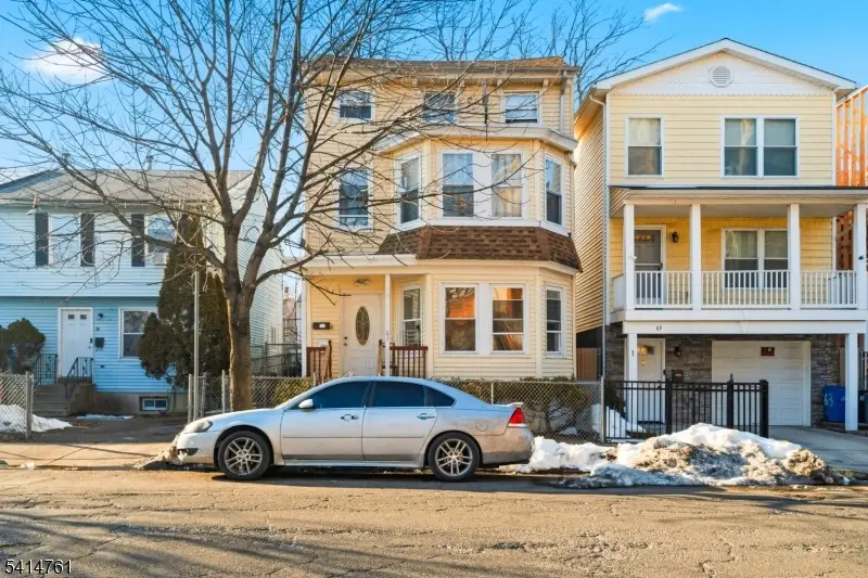 61 Holsman St, Paterson, NJ 07522 - #2