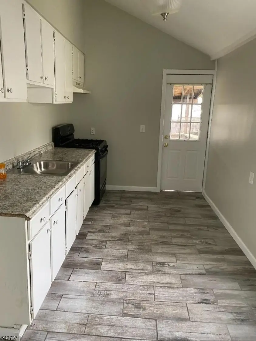 124 Spruce St, Bloomfield, NJ 07003 - #3
