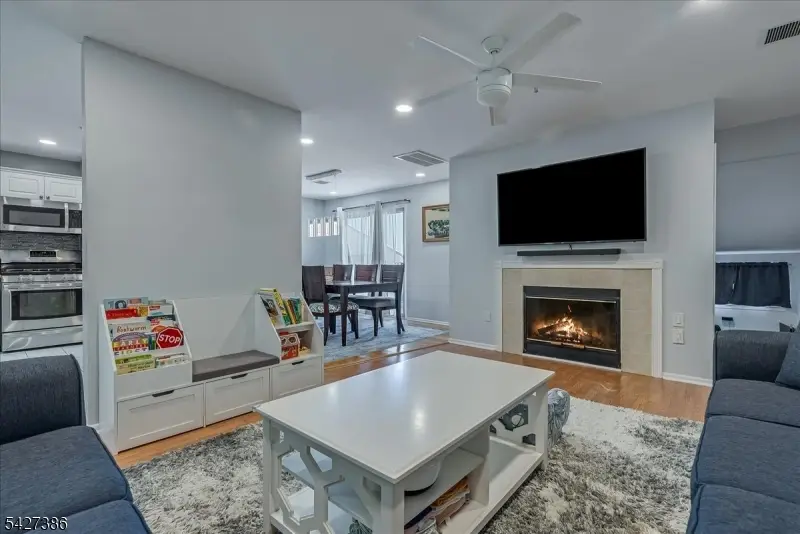 48 Buchanon Ct, West Orange, NJ 07052 - #1