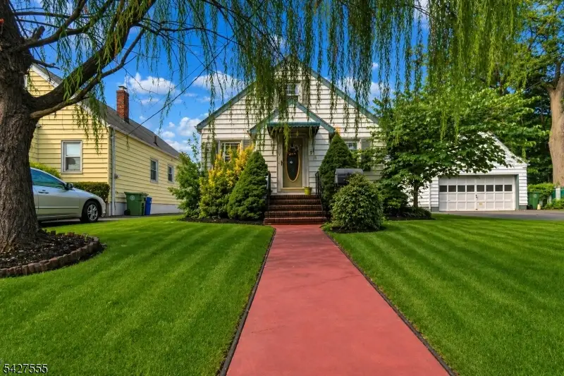 717 Galvin Ave, Roselle, NJ 07203 - #1