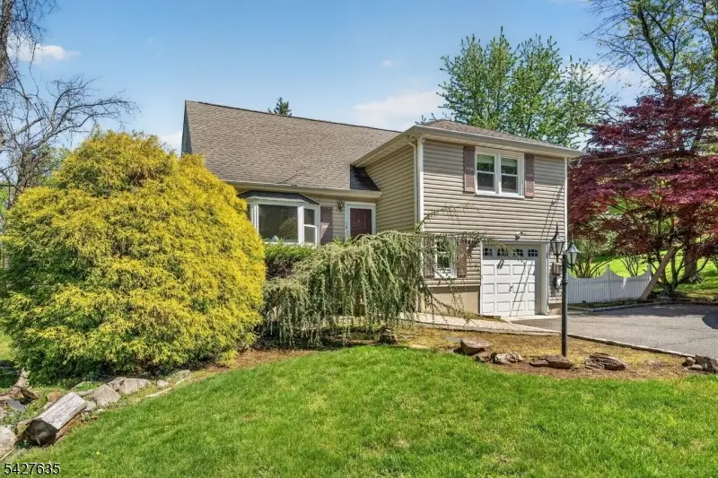 271 E Mount Pleasant Ave, Livingston, NJ 07039 - #3