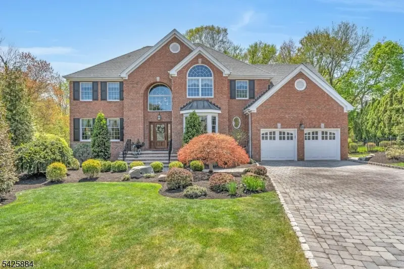 15 Fieldstone Ct, East Hanover, NJ 07936 - #2