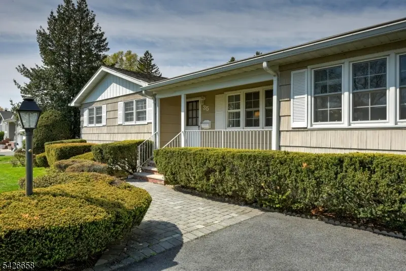 35 Payson Rd, Pequannock, NJ 07440 - #2