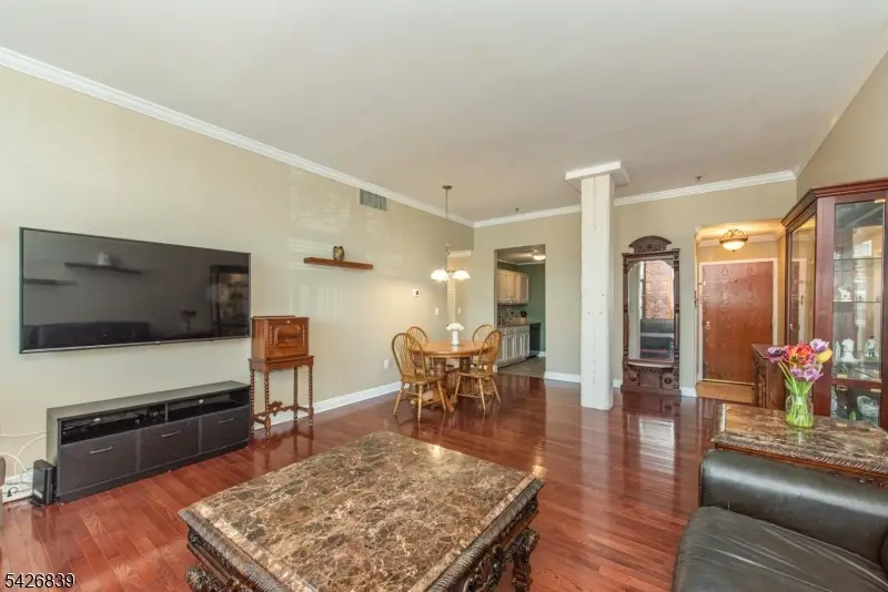 262 Main St #103, Singac, NJ 07424 - #3