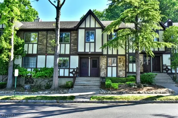 3707 Mark Twain Way, Mahwah Twp., NJ 07430