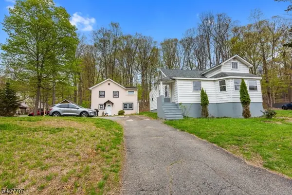 103 Prospect Point Rd, Jefferson Twp., NJ 07849