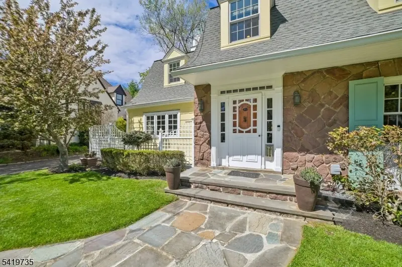 11 Hawthorne Road, Millburn, NJ 07078 - #2