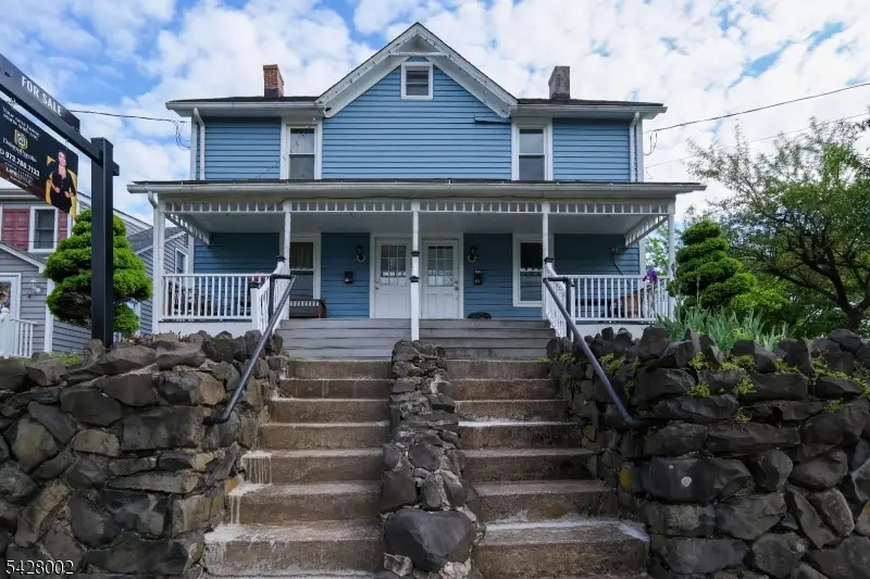 58 N Main St, Flemington, NJ 08822 - #1