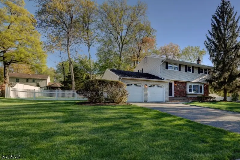 25 Debbie Ct, Wayne, NJ 07470 - #2